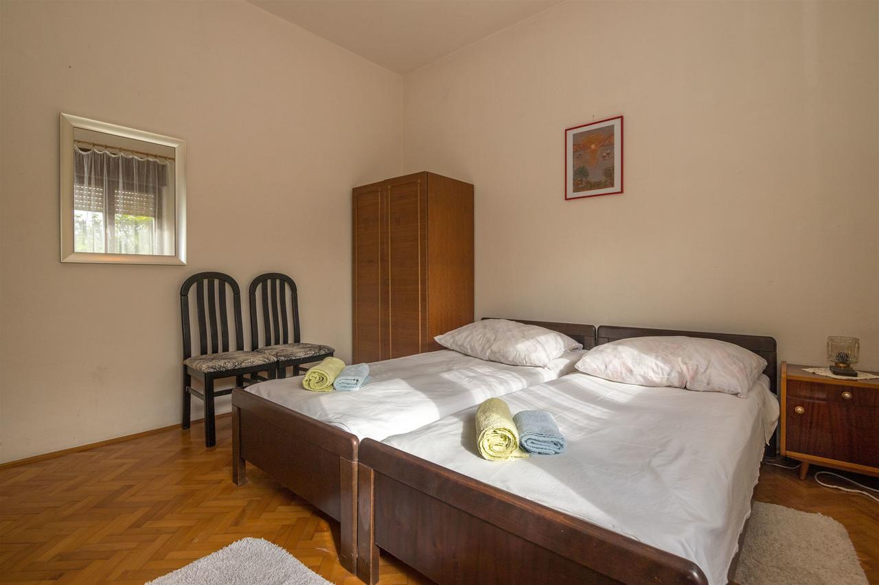 Apartments Ante Каштела Екстер'єр фото